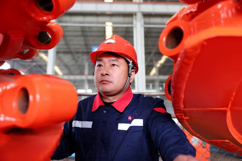 王忠才工作照?；幢钡V業集團供圖